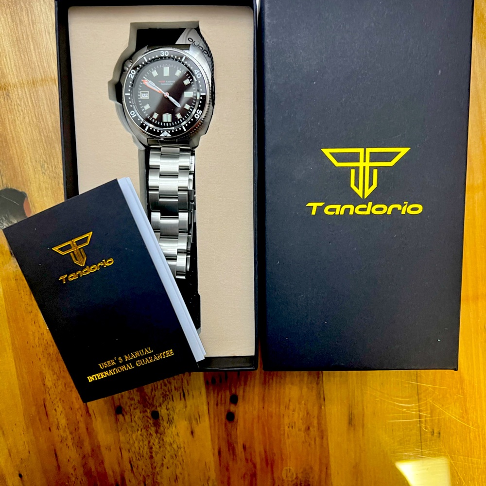 NWT Men’s Watch